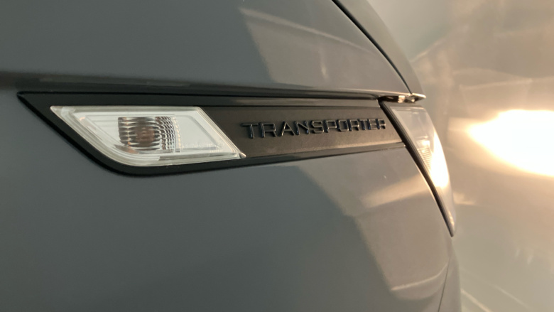 Volkswagen Transporter T32 Lwb Diesel 2.0 TDI 150 Highline Kombi Van